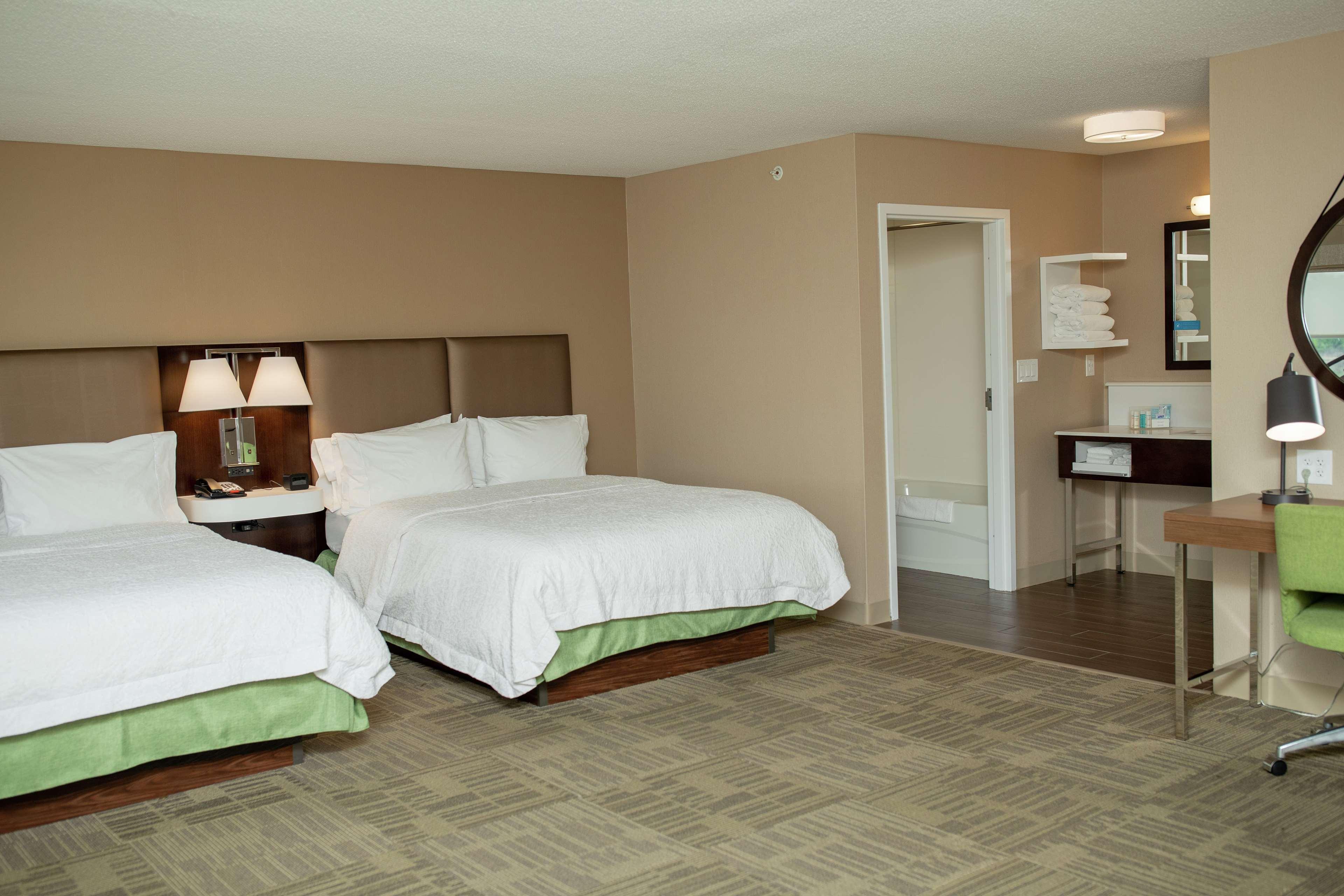 Hampton Inn Commerce/Нови Экстерьер фото