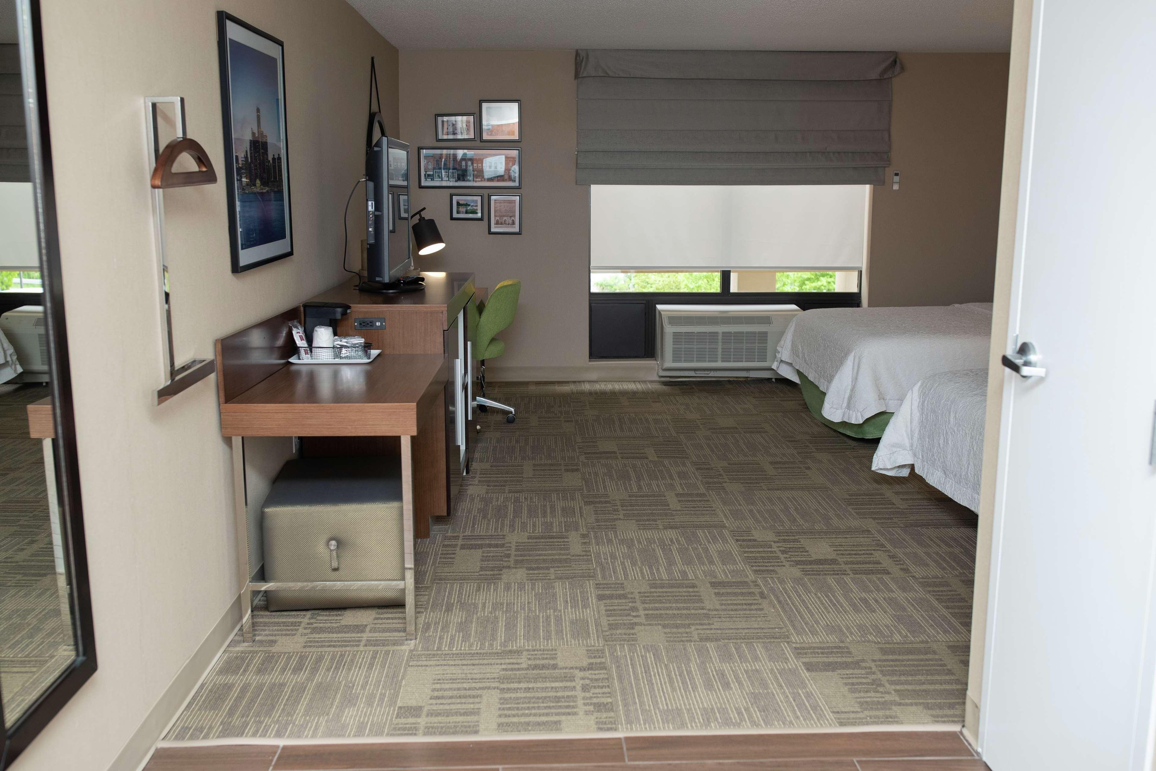 Hampton Inn Commerce/Нови Экстерьер фото