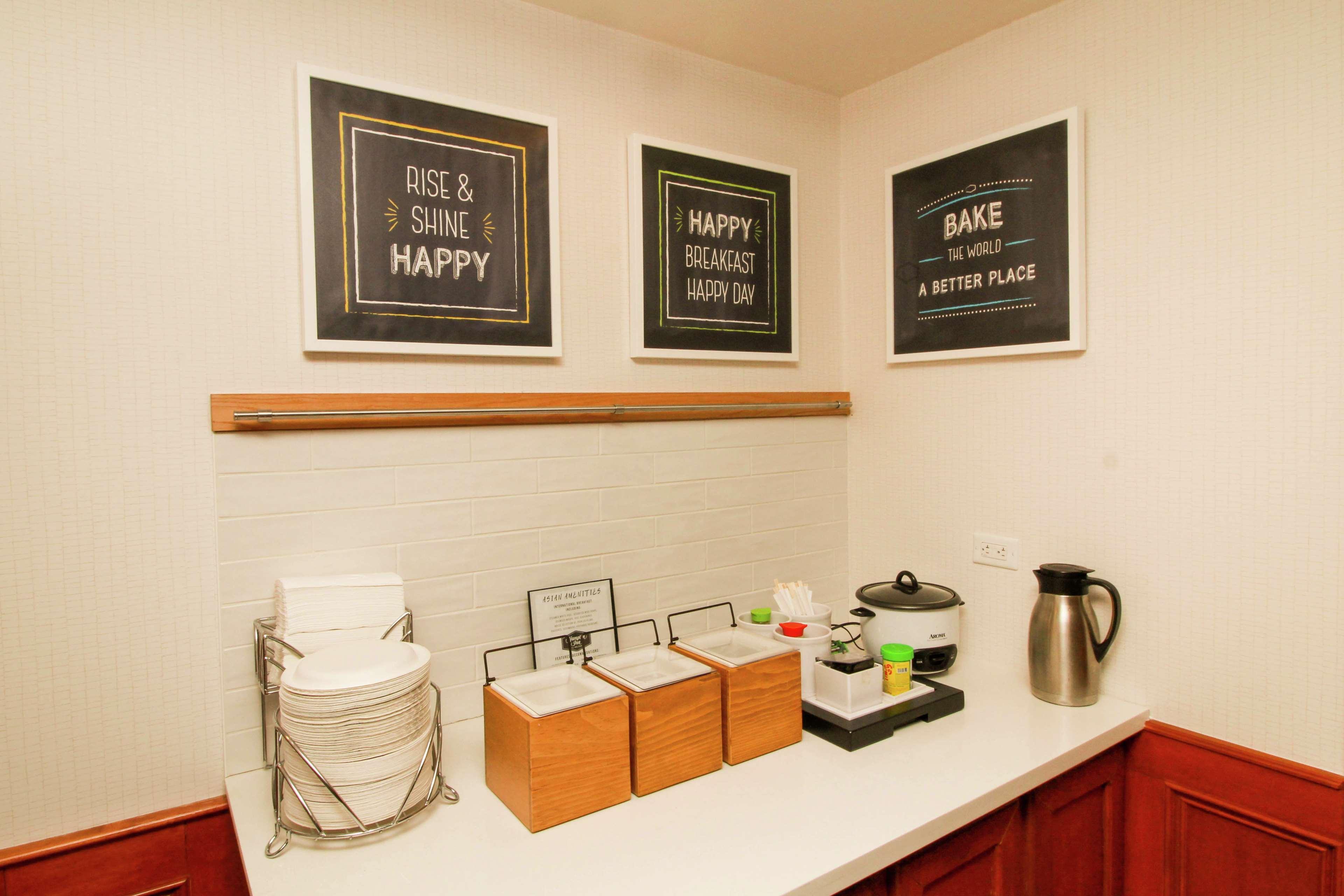 Hampton Inn Commerce/Нови Экстерьер фото