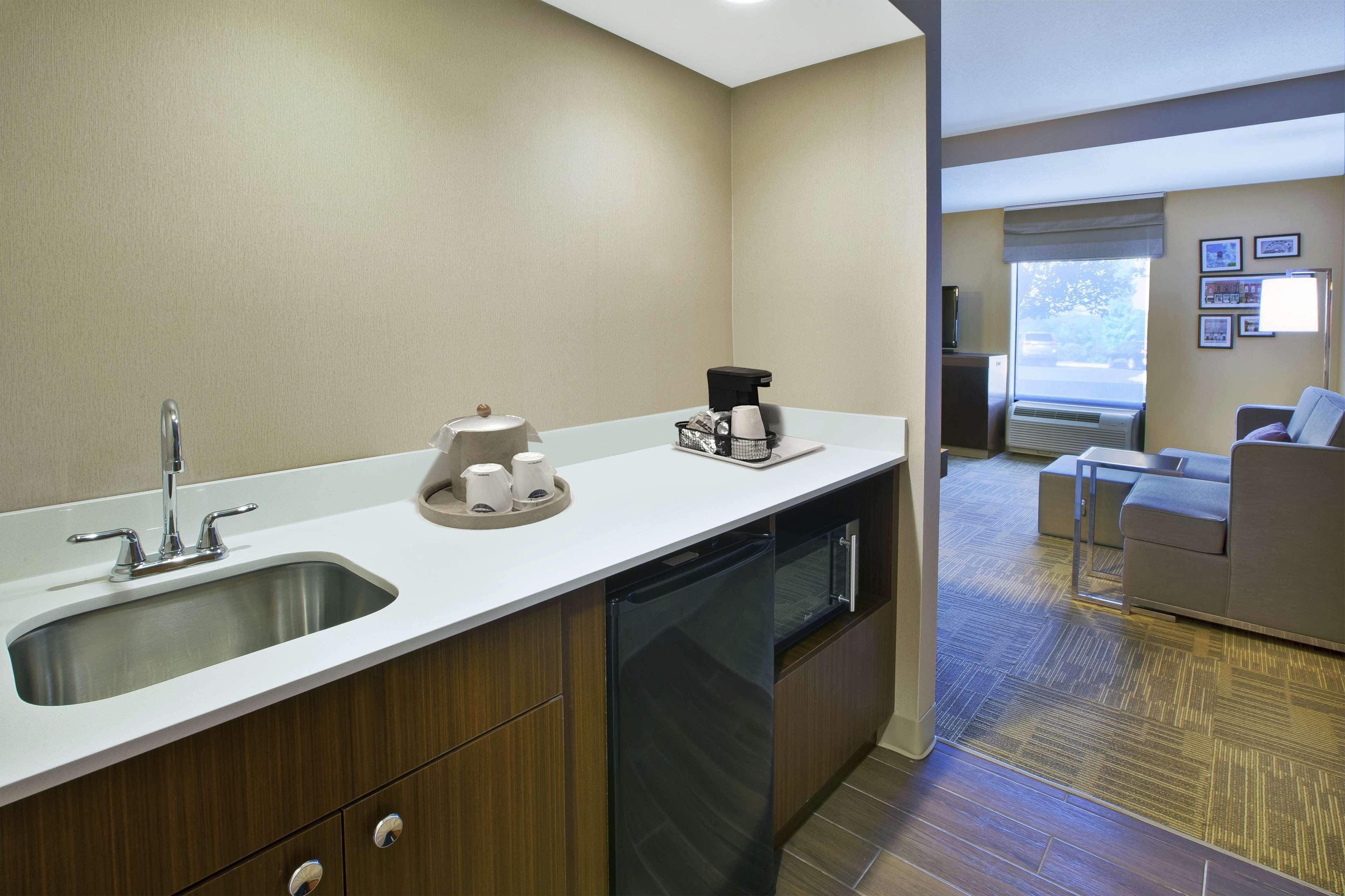 Hampton Inn Commerce/Нови Экстерьер фото