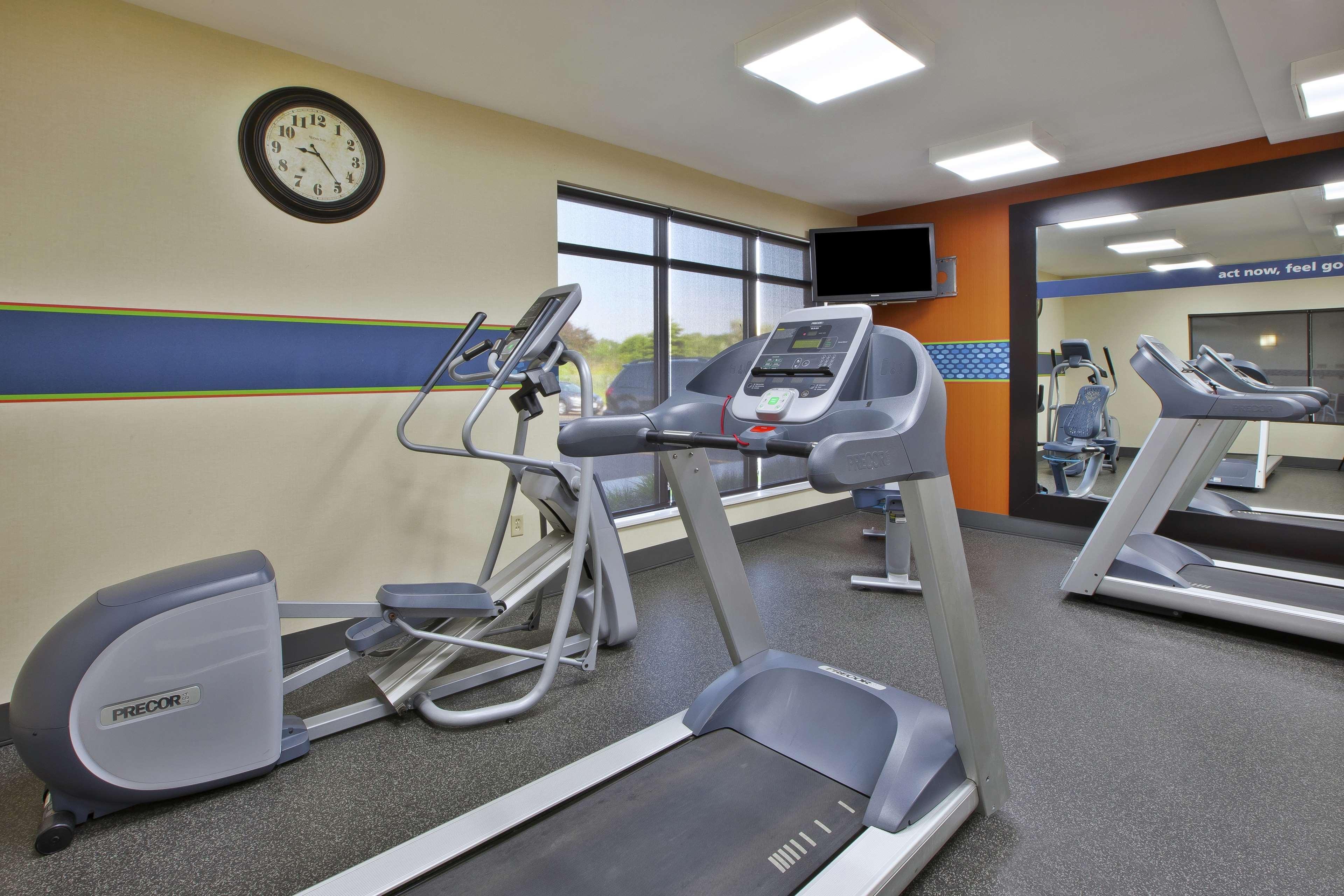 Hampton Inn Commerce/Нови Экстерьер фото