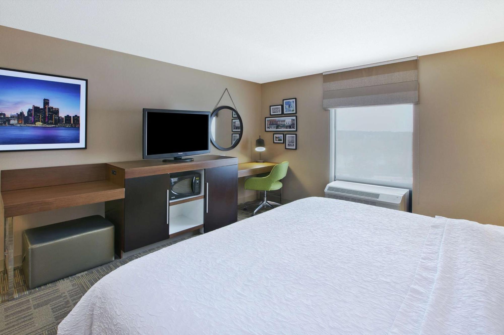 Hampton Inn Commerce/Нови Экстерьер фото
