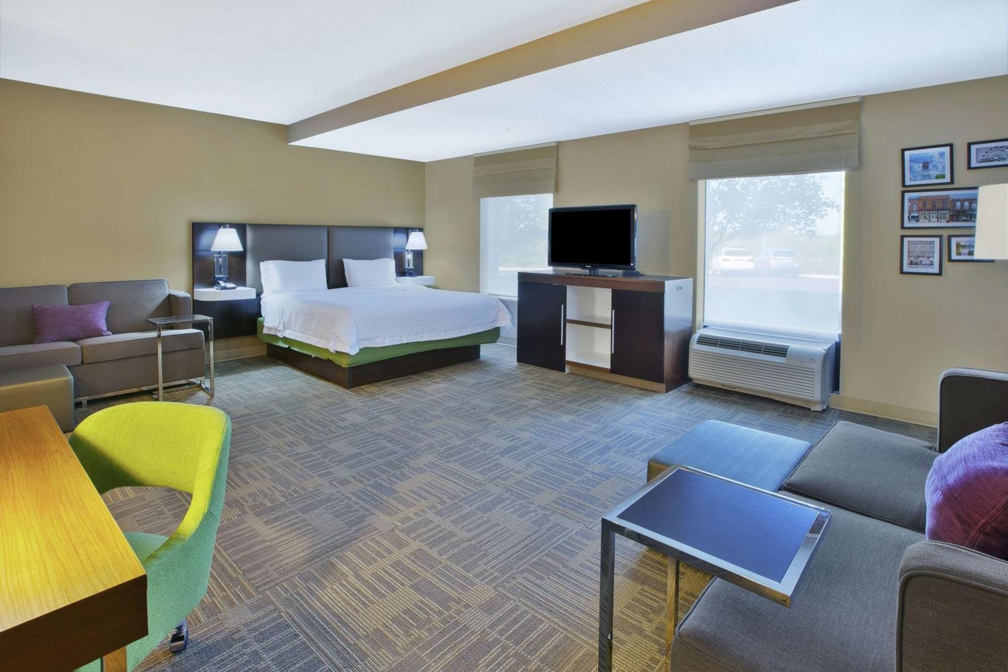 Hampton Inn Commerce/Нови Экстерьер фото