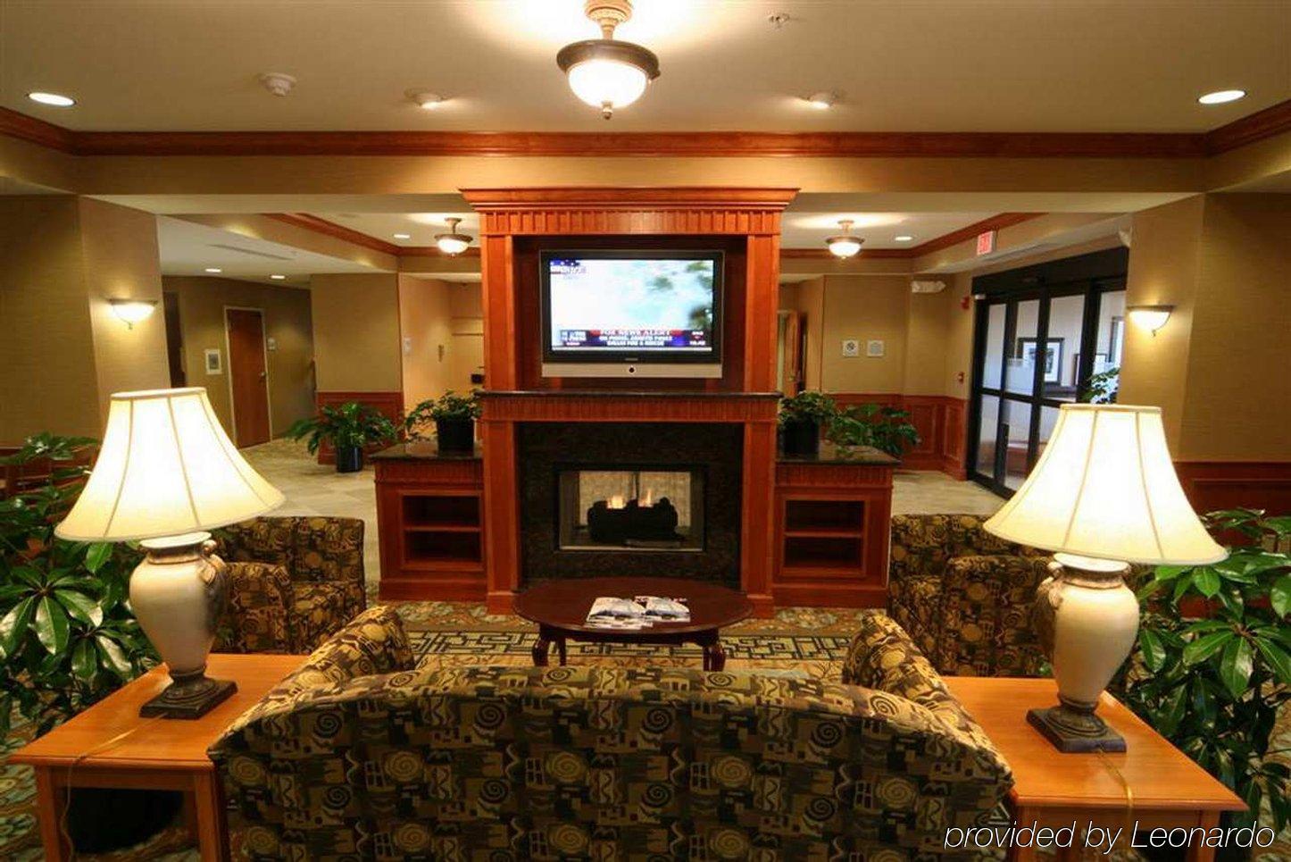 Hampton Inn Commerce/Нови Интерьер фото