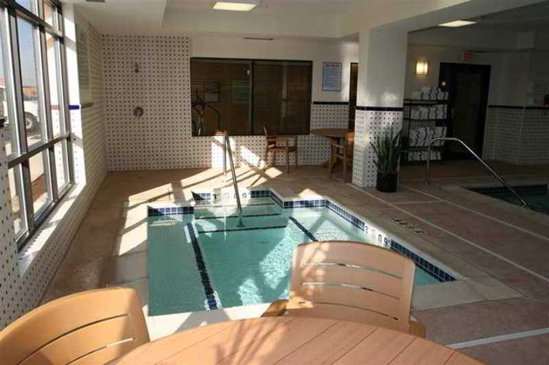 Hampton Inn Commerce/Нови Удобства фото
